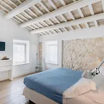 Novecamere Hotel *